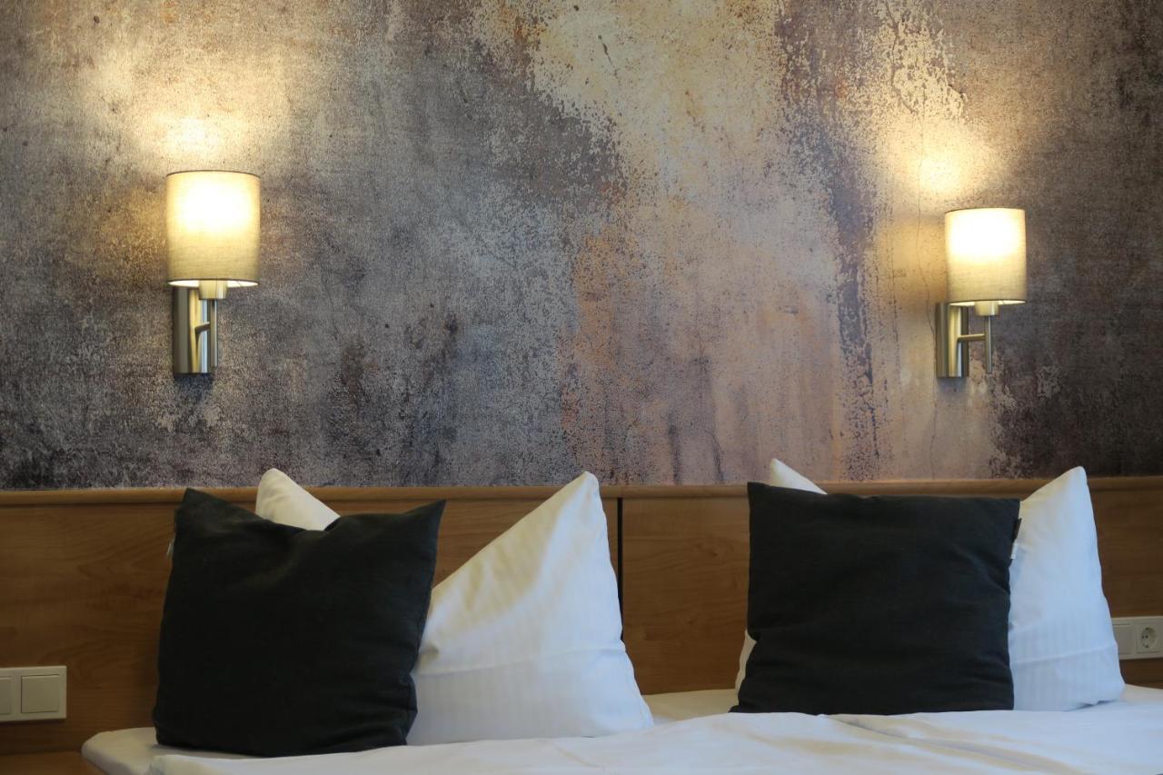 Hotel & Restaurant Zum Hirsch Romhild Zewnętrze zdjęcie