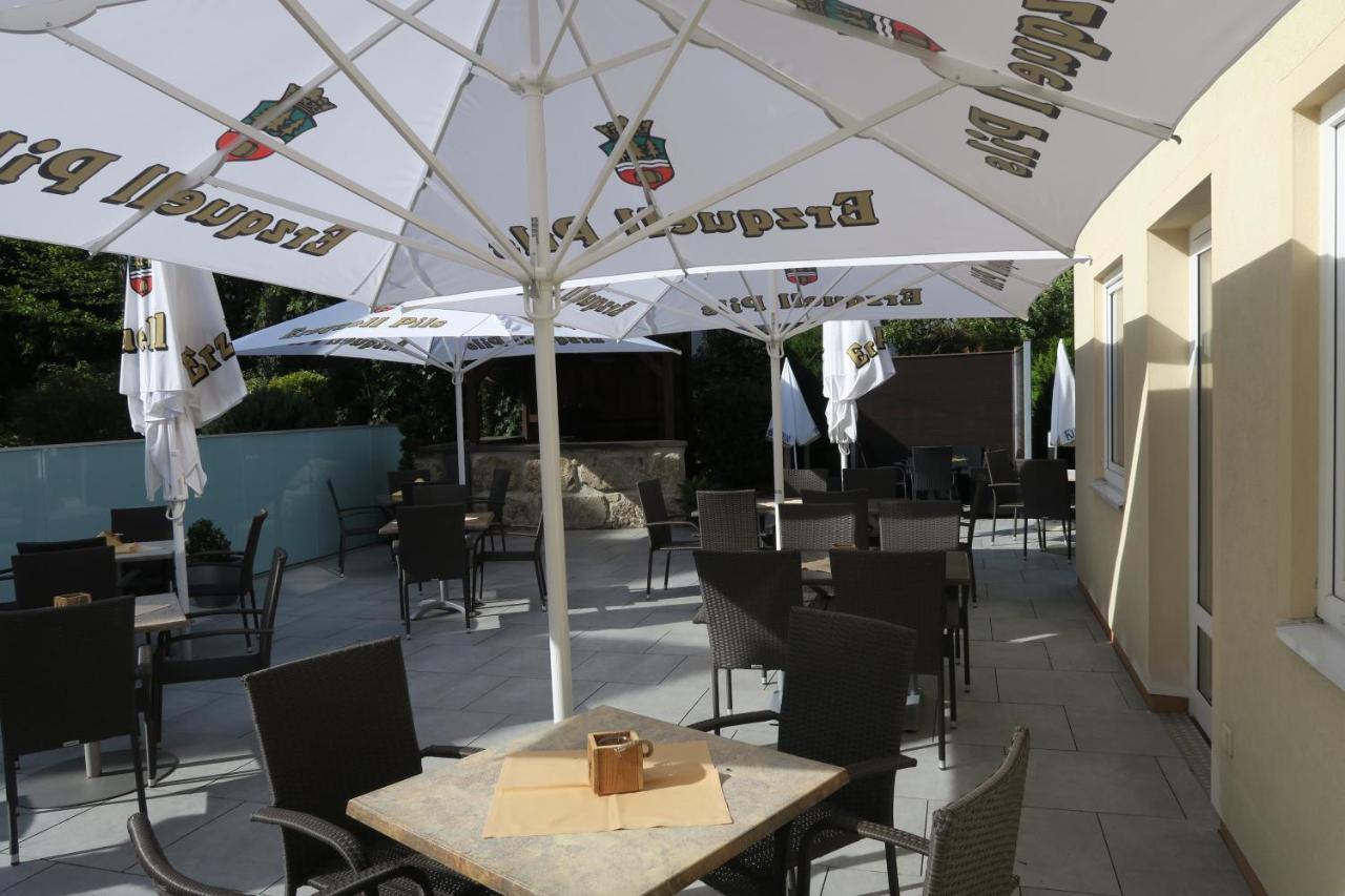 Hotel & Restaurant Zum Hirsch Romhild Zewnętrze zdjęcie