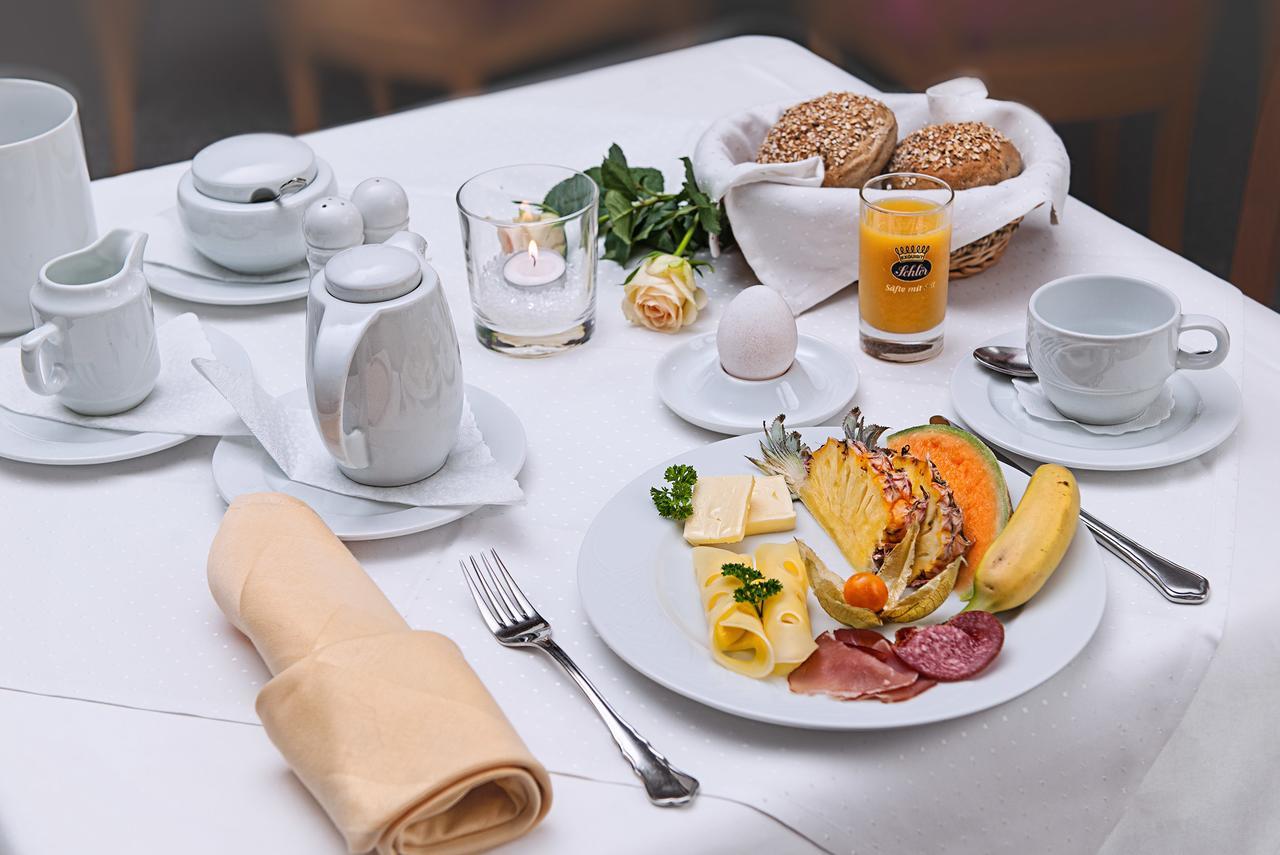 Hotel & Restaurant Zum Hirsch Romhild Zewnętrze zdjęcie